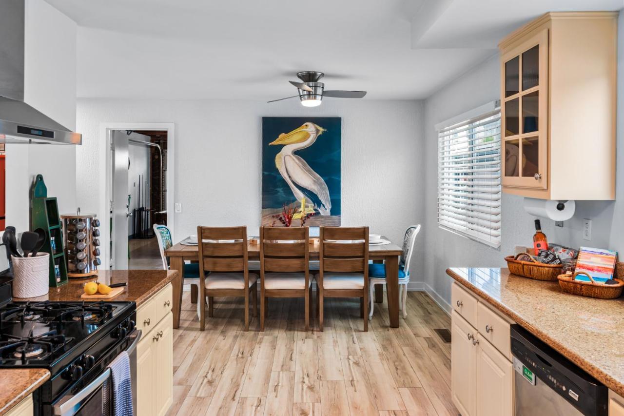 Mile To Beach! Private, Family & Pet Friendly Oasis! Pool Table & Hot Tub! 오션사이드 외부 사진